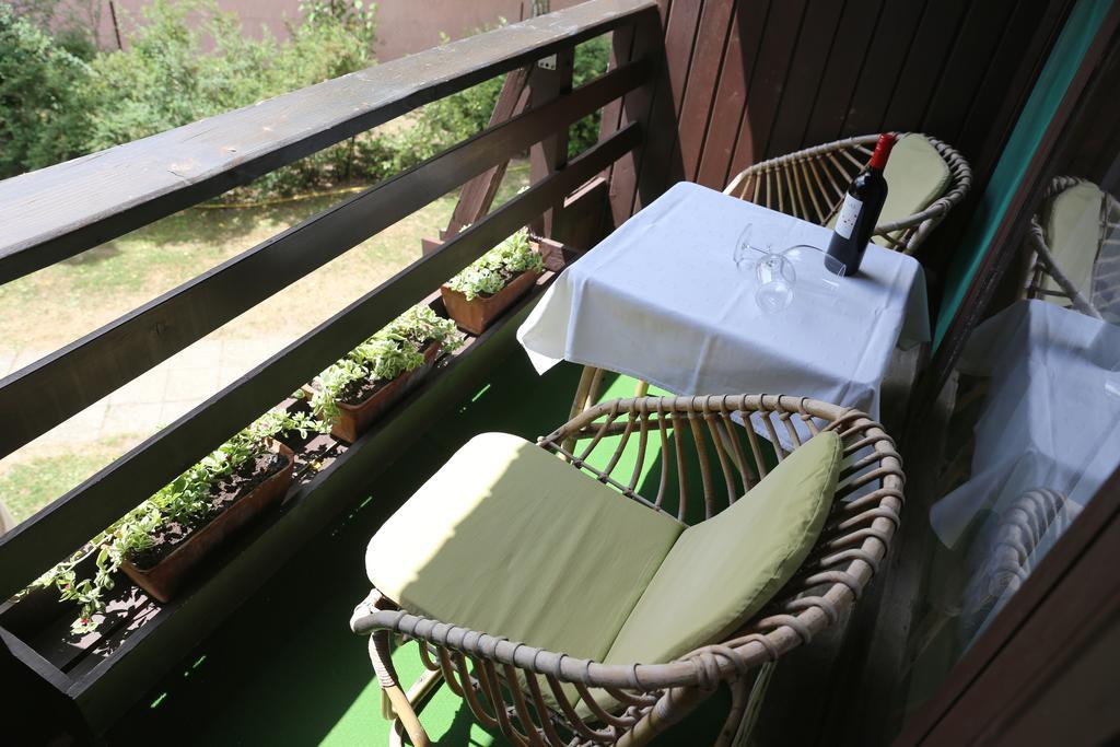 Hotel Melis Balatonlelle Exterior photo